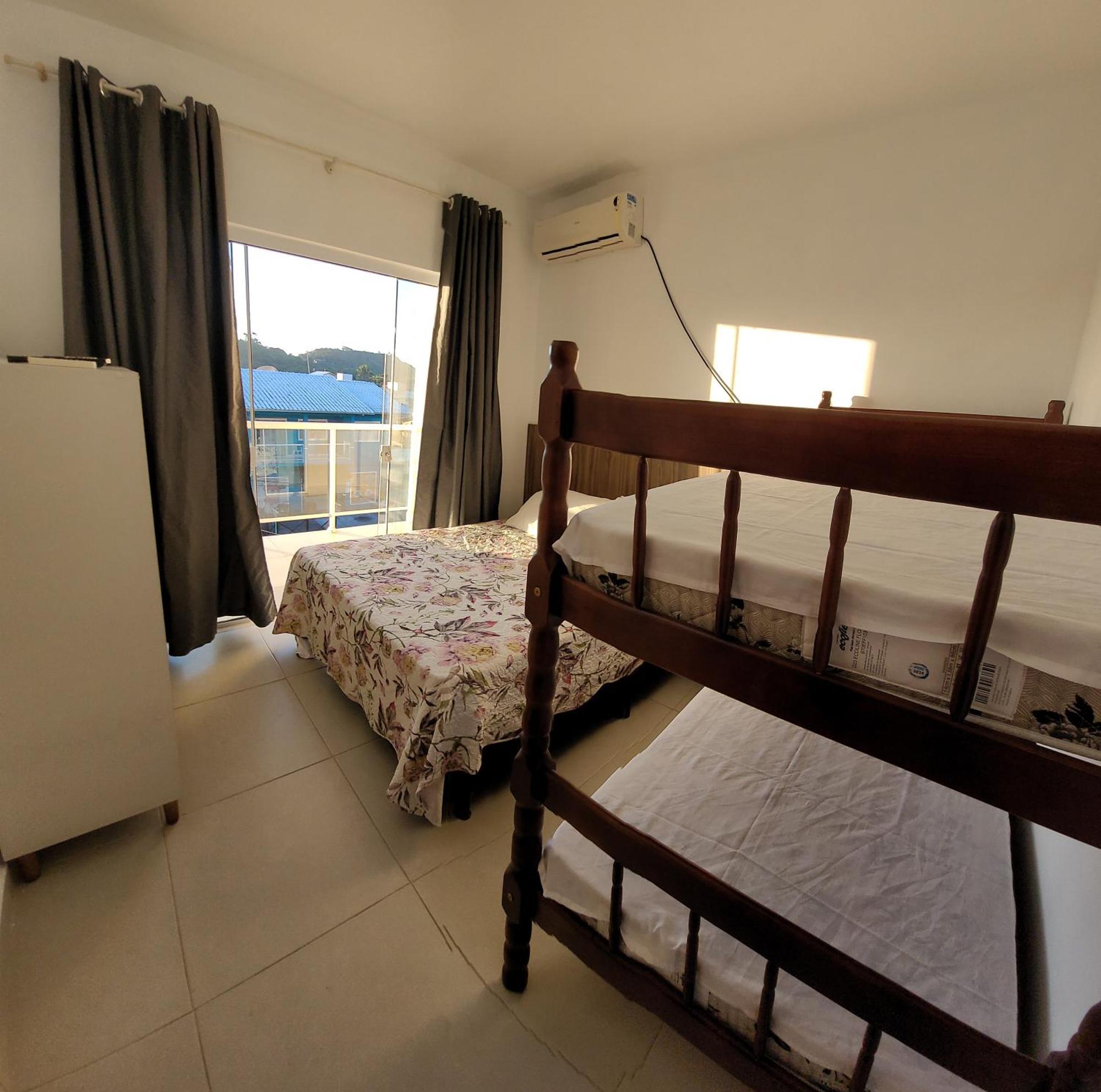 Vo Paulina Apartamentos Penha  Exteriör bild