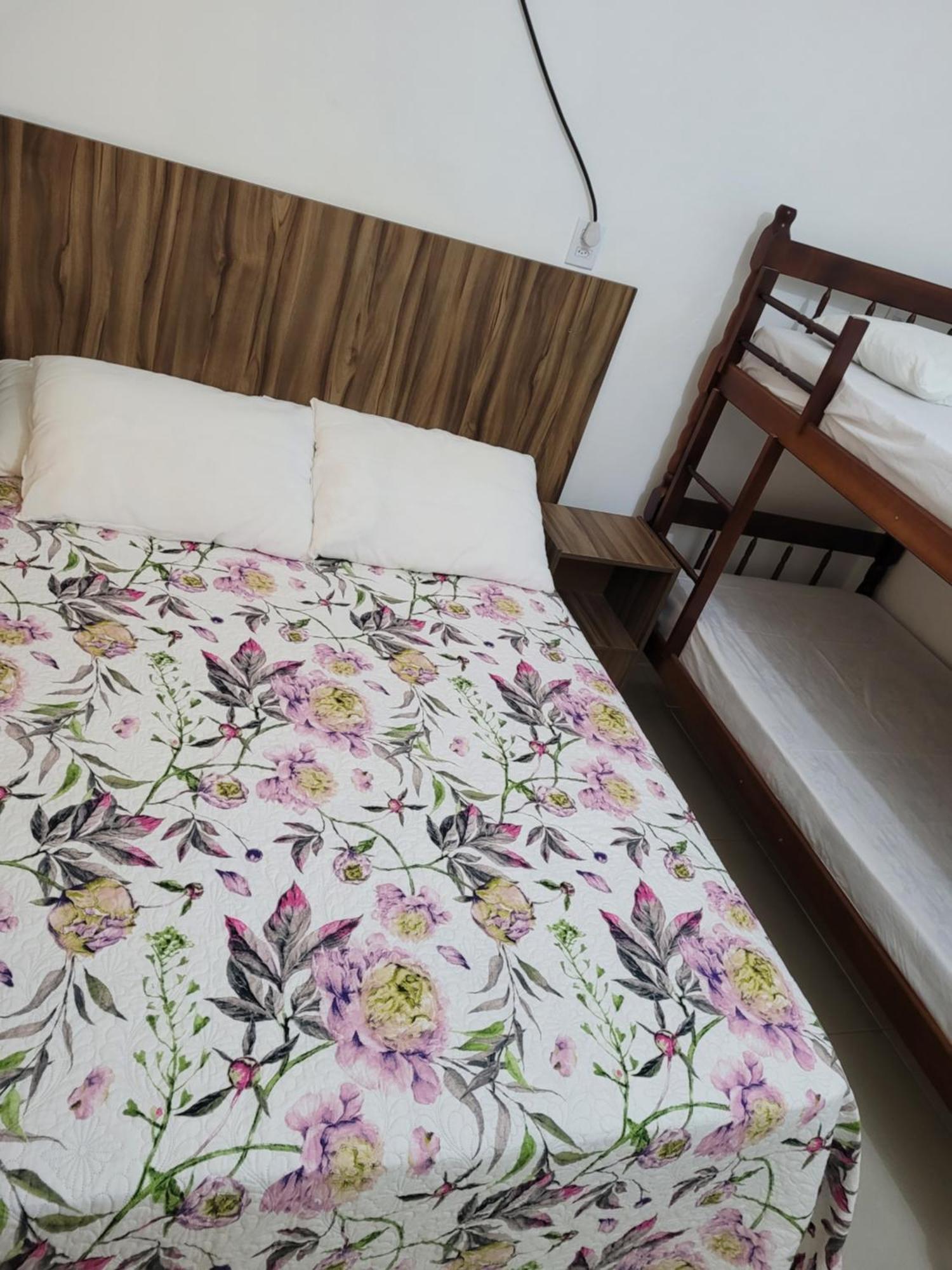 Vo Paulina Apartamentos Penha  Exteriör bild