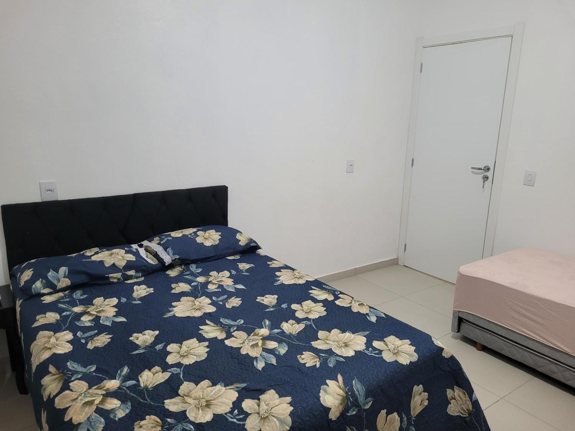 Vo Paulina Apartamentos Penha  Exteriör bild
