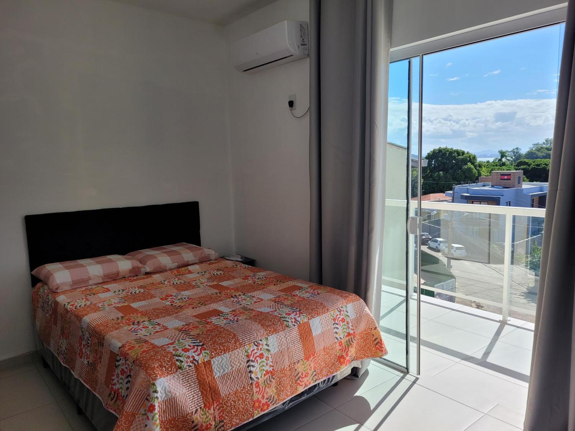 Vo Paulina Apartamentos Penha  Exteriör bild